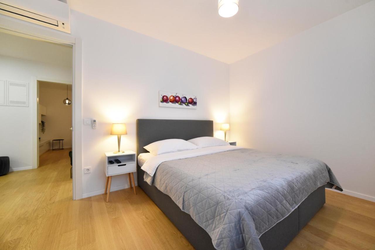 Ophelia Apartment With Parking زغرب المظهر الخارجي الصورة